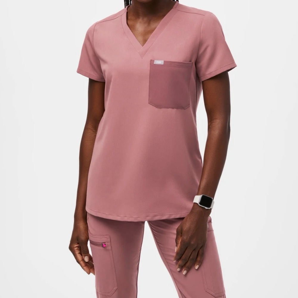 Figs limited edition Mauve Catarina Contrast One-Pocket Scrub Top (mauve) Small